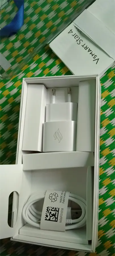 Khách hàng review Điện thoại Vsmart Star 4 (2GB/16GB) 3
