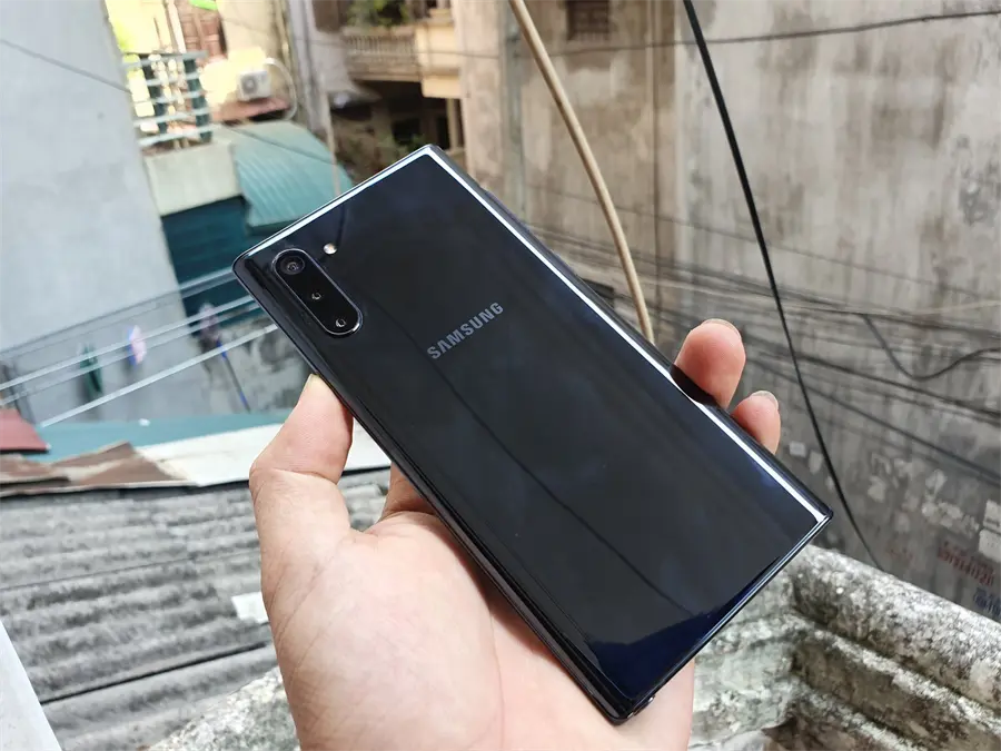 Khách hàng review Điện thoại Samsung Galaxy Note 10  16