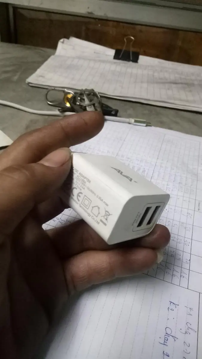 Khách hàng review Adapter sạc 2 cổng USB 12W Dual AVA ACL168A 5