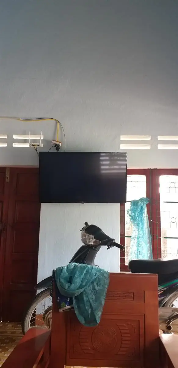 Khách hàng review Smart Tivi LG 4K 43 inch 43UN7400PTA 2