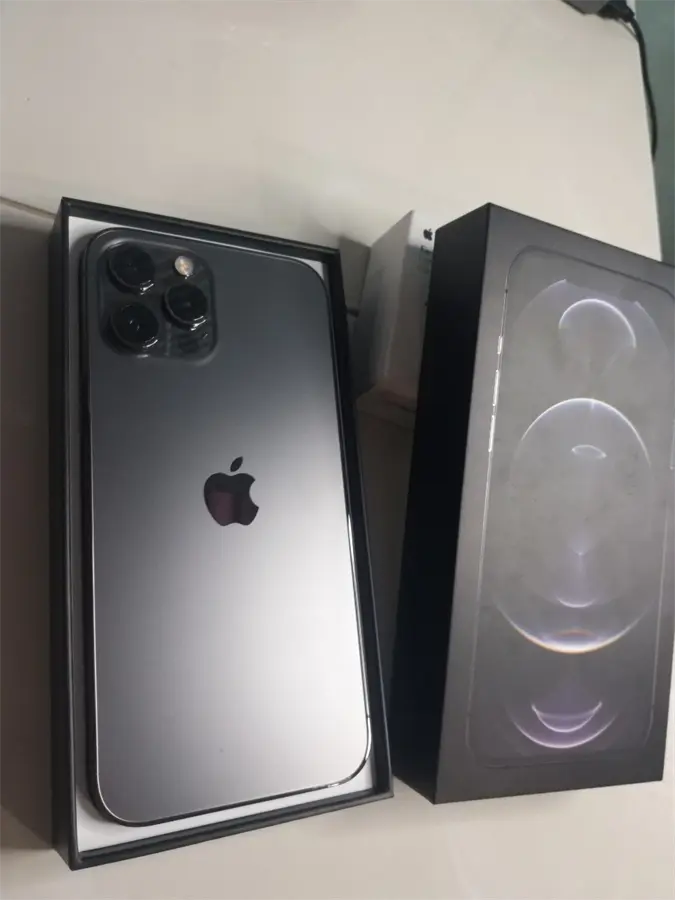 Khách hàng review Điện thoại iPhone 12 Pro Max 128GB 12
