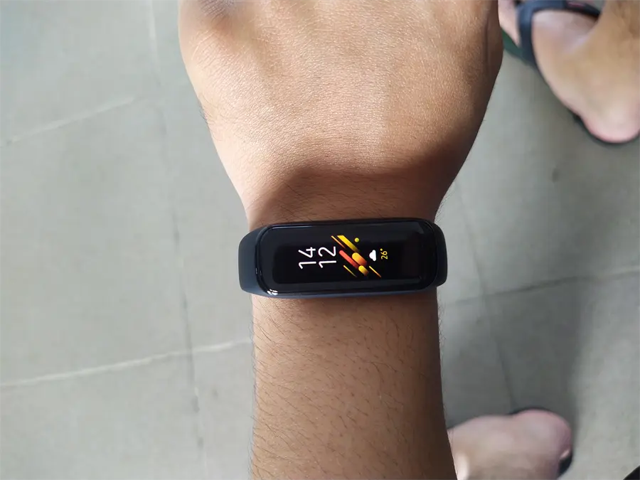 Khách hàng review Vòng tay thông minh Samsung Galaxy Fit2 Đen 26