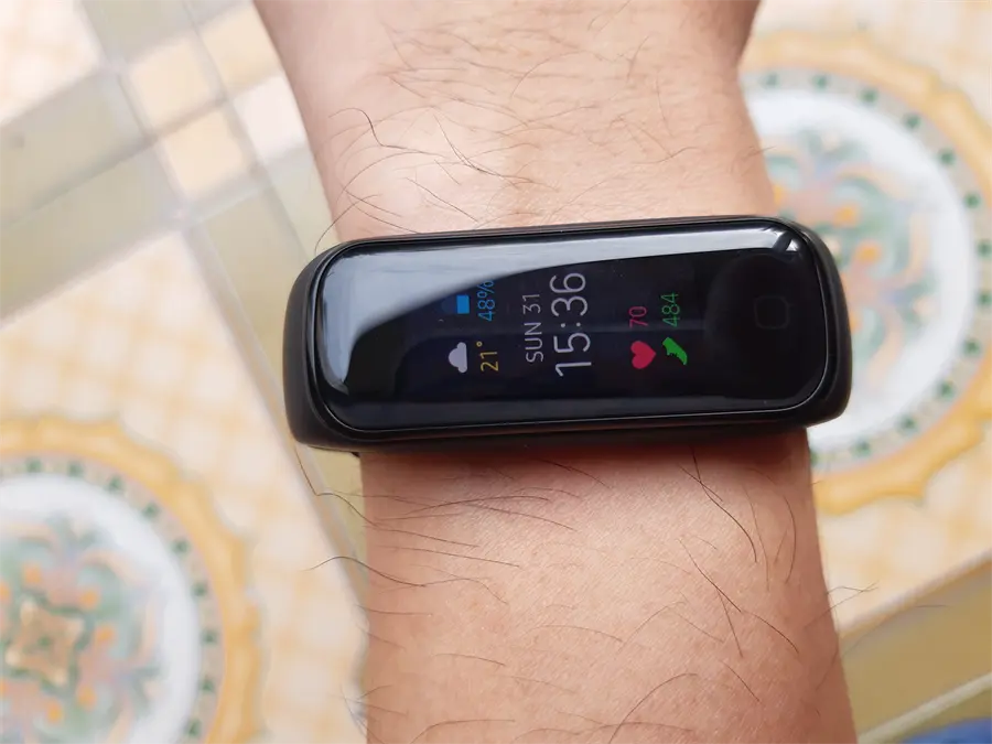 Khách hàng review Vòng tay thông minh Samsung Galaxy Fit2 Đen 25
