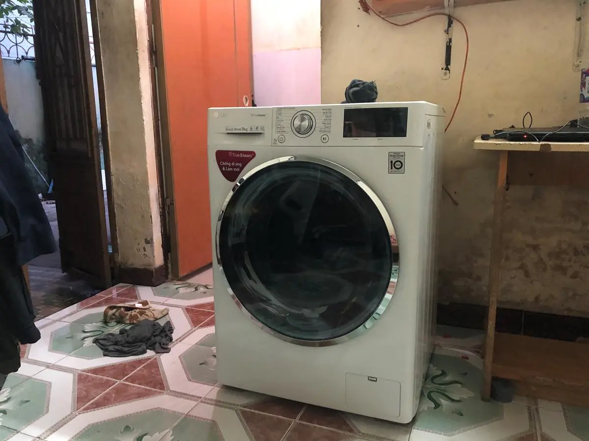 Khách hàng review Máy giặt LG Inverter 9 kg FC1409S2W 2