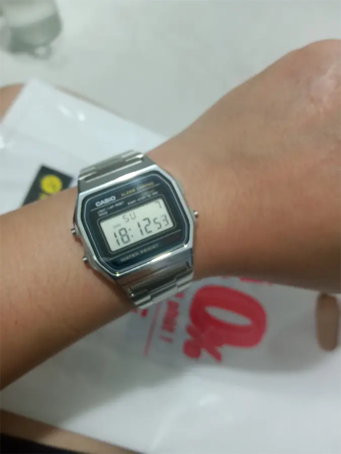 Khách hàng review Đồng hồ CASIO Vintage 30.2 mm Unisex A158WA-1DF 12