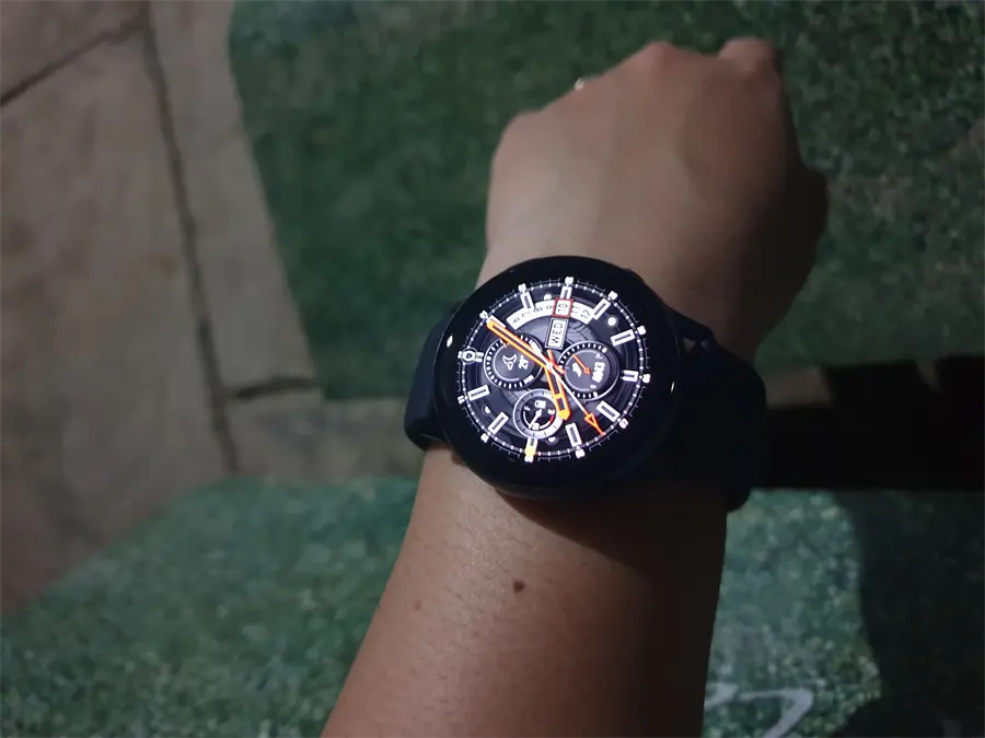 Khách hàng review Đồng hồ thông minh Samsung Galaxy Watch Active 2 40mm Đen 12