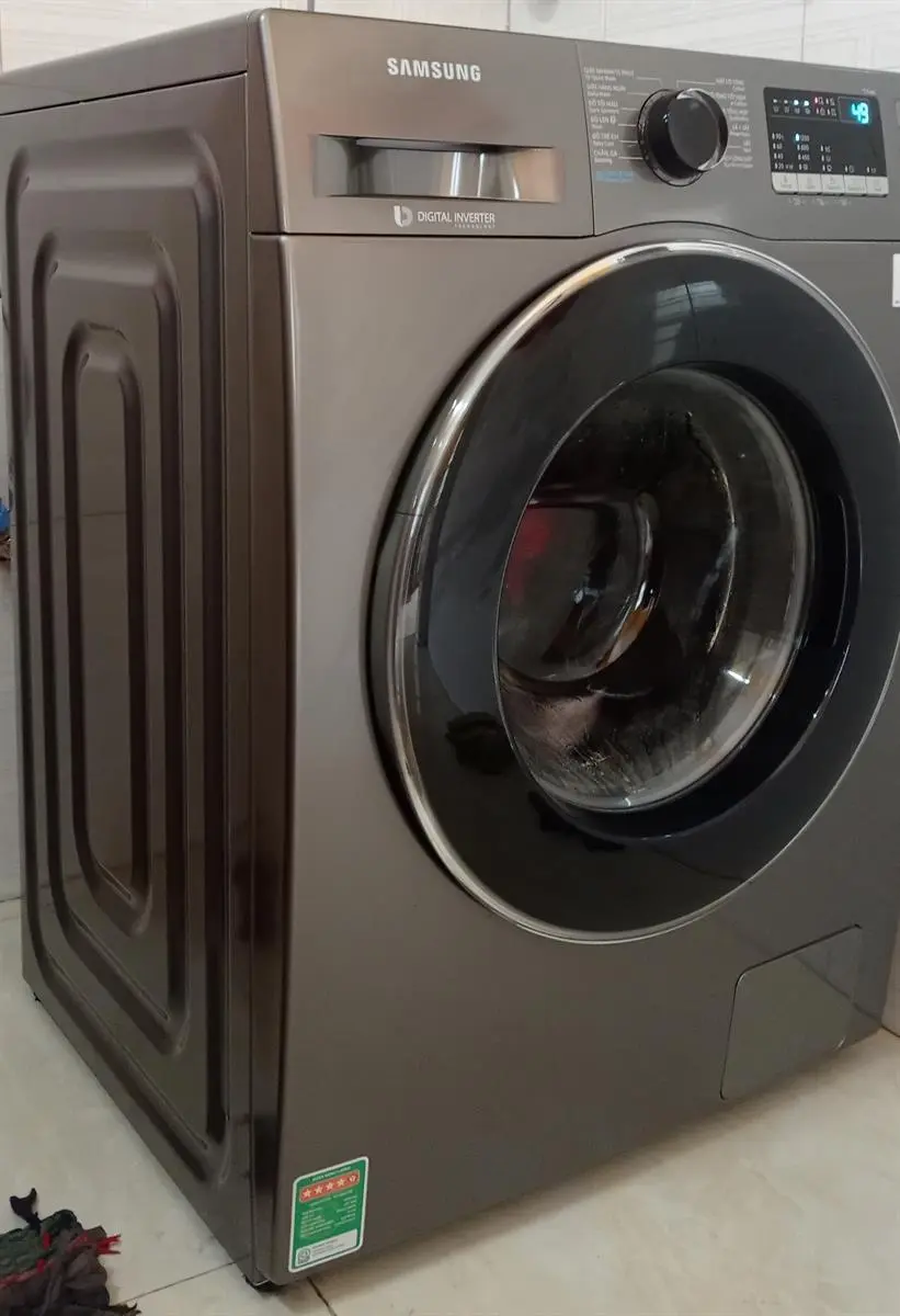 Khách hàng review Máy giặt Samsung Inverter 9.5 kg WW95J42G0BX/SV 5
