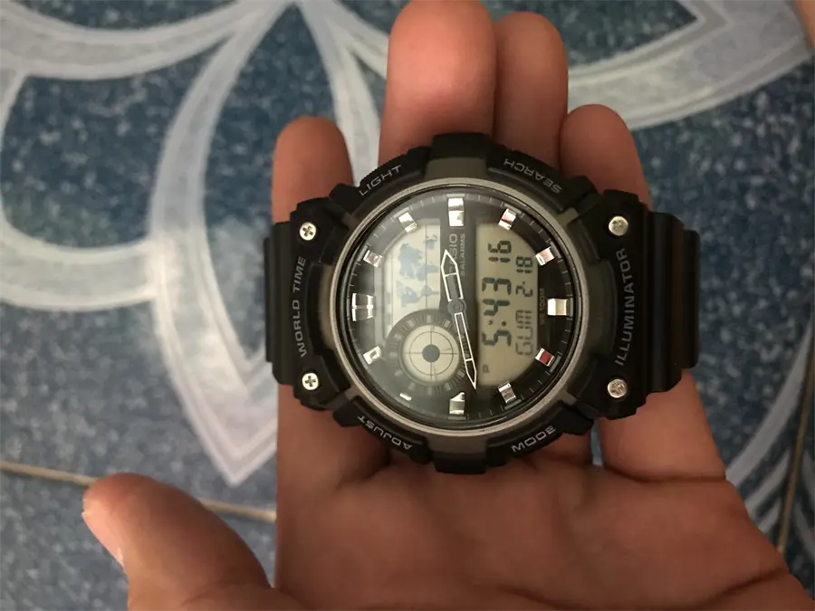 Khách hàng review Đồng hồ Nam Casio AEQ-200W-1AVDF 1