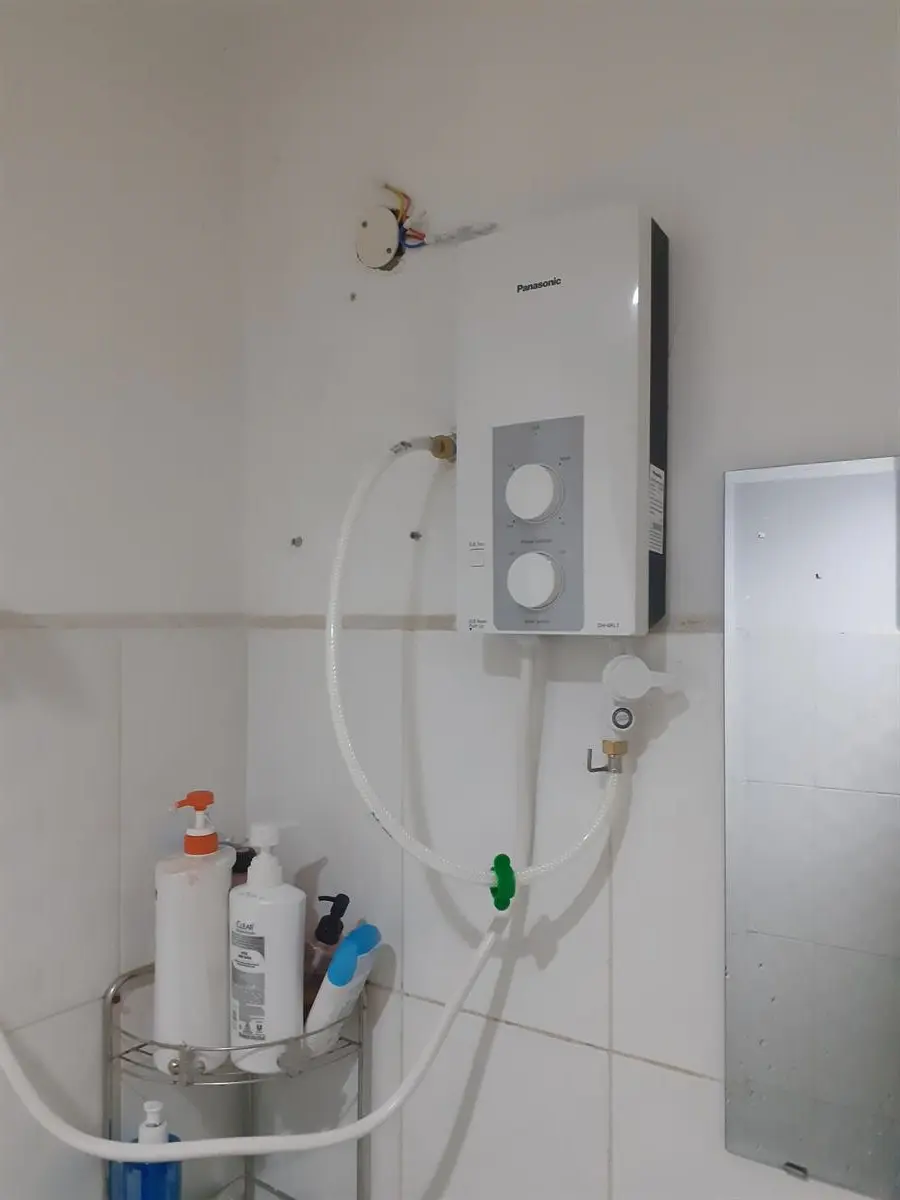 Khách hàng review Máy nước nóng trực tiếp Panasonic 4500W DH-4RL1VW 14
