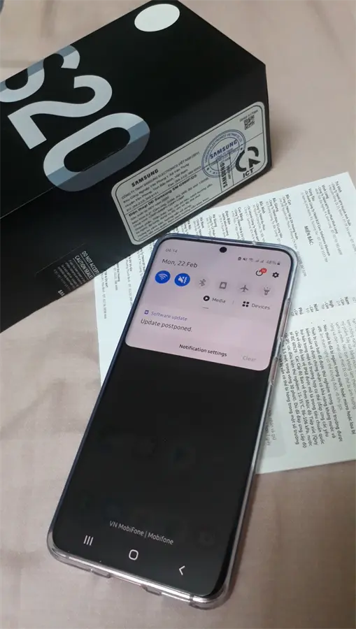 Khách hàng review Điện thoại Samsung Galaxy S20 1