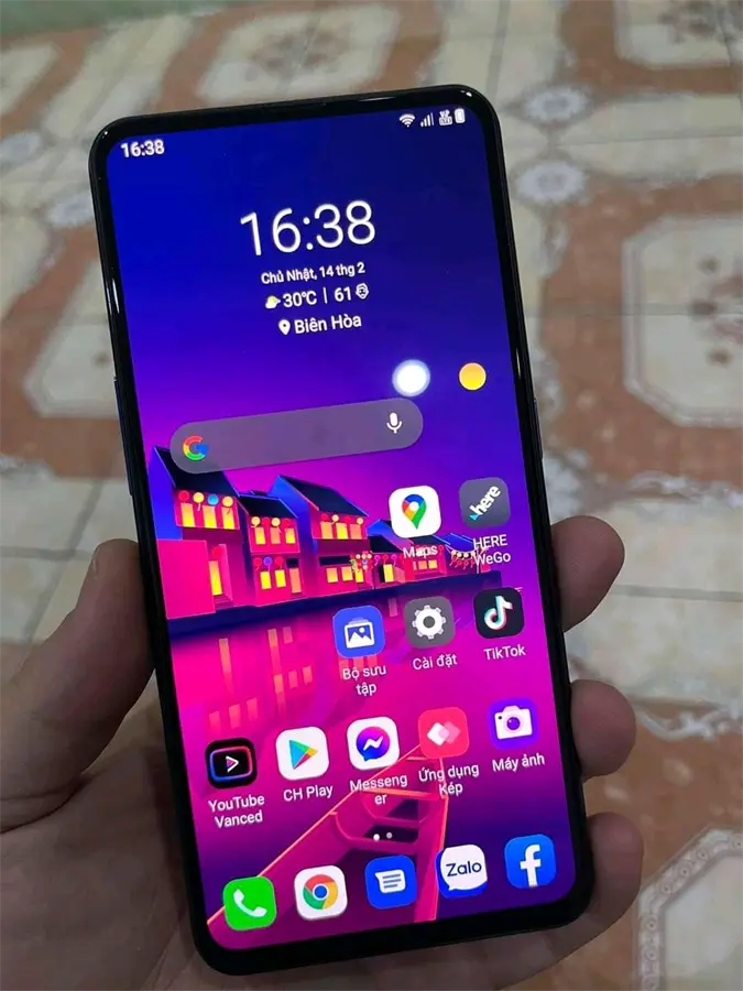 Khách hàng review Điện thoại Vsmart Active 3 (6GB/64GB) 8