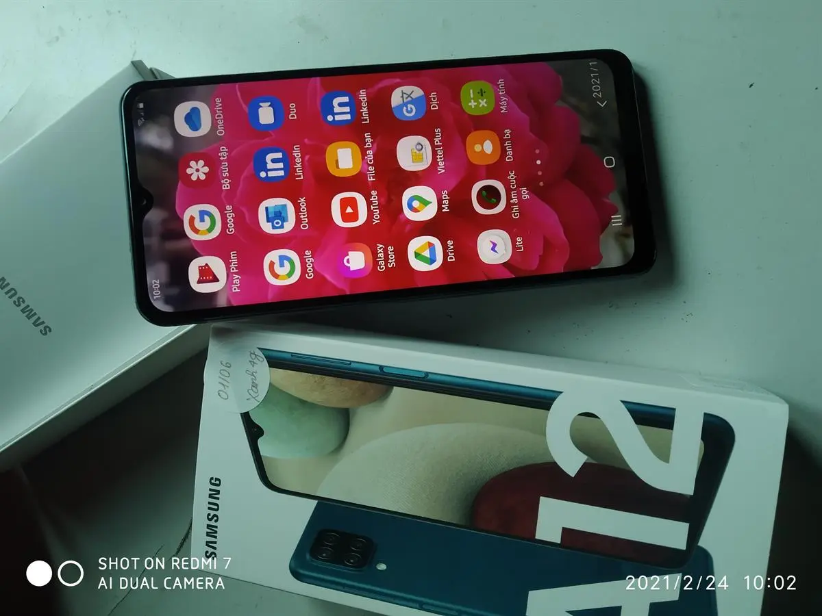 Khách hàng review Điện thoại Samsung Galaxy A12 4GB 17