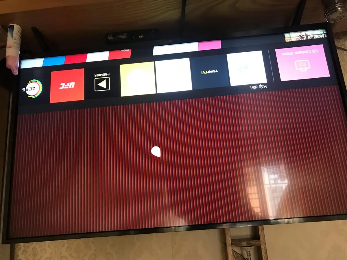 Khách hàng review Smart Tivi LG 4K 43 inch 43UN7290PTF 4