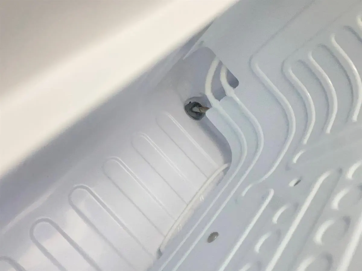 Khách hàng review Tủ lạnh Aqua 90 lít AQR-D99FA(BS) 84