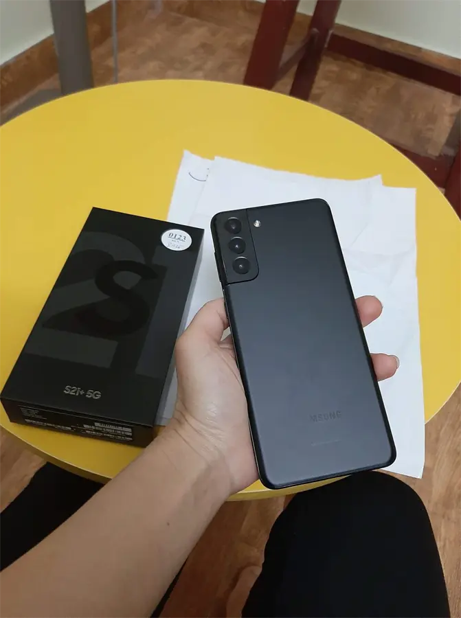 Khách hàng review Điện thoại Samsung Galaxy S21  5G 128GB 8