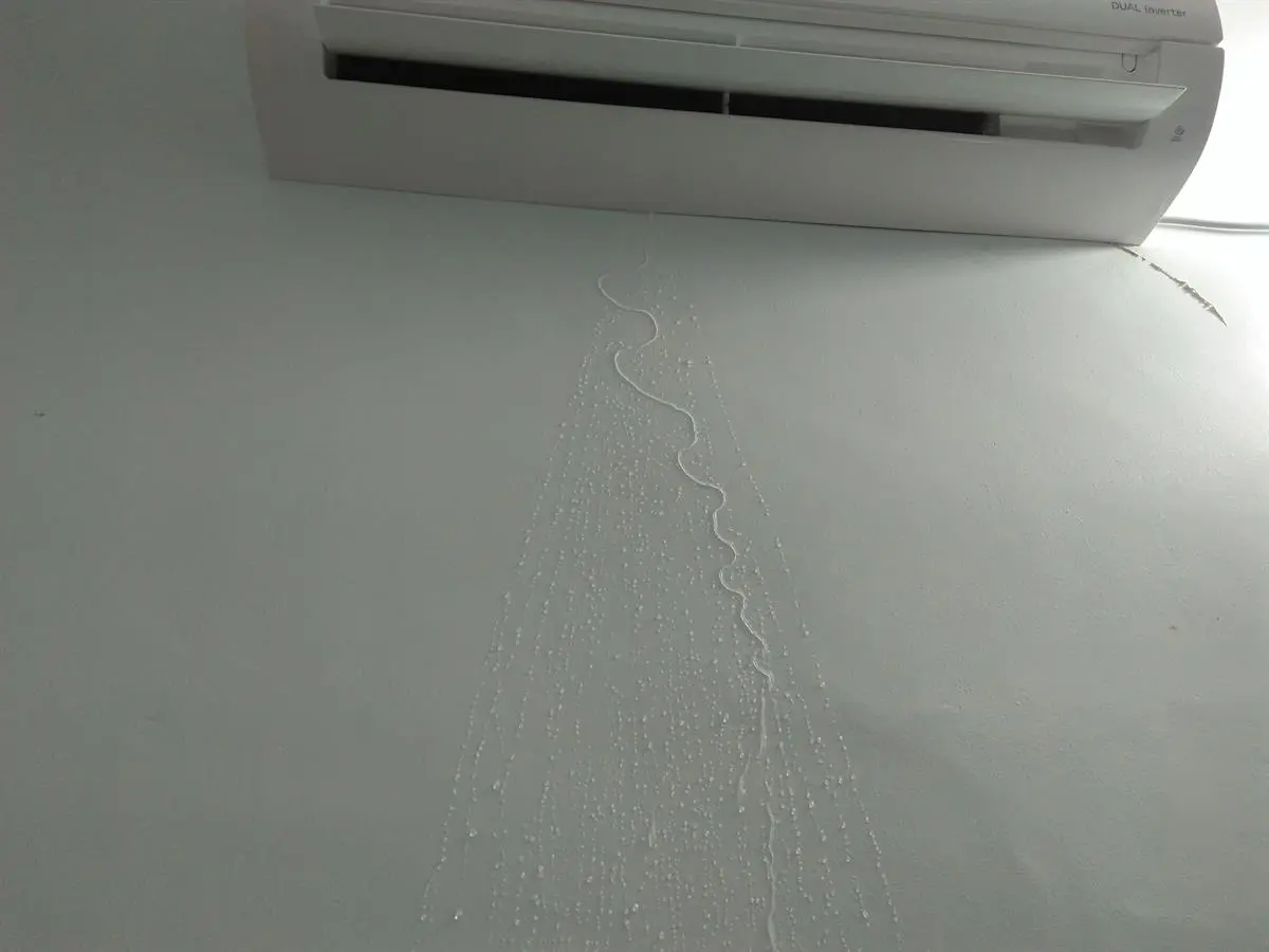 Khách hàng review Máy lạnh LG Inverter 1.5 HP V13ENH 14