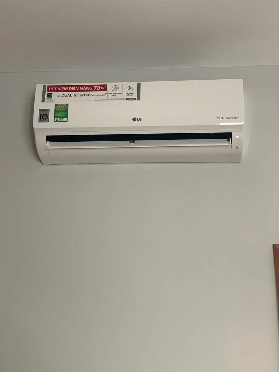 Khách hàng review Máy lạnh LG Inverter 1 HP V10ENH1 18