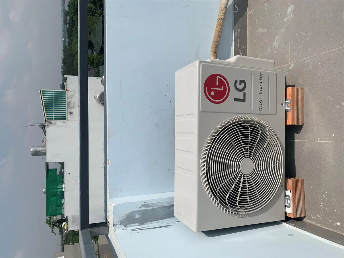 Khách hàng review Máy lạnh LG Inverter 1 HP V10ENH1 19