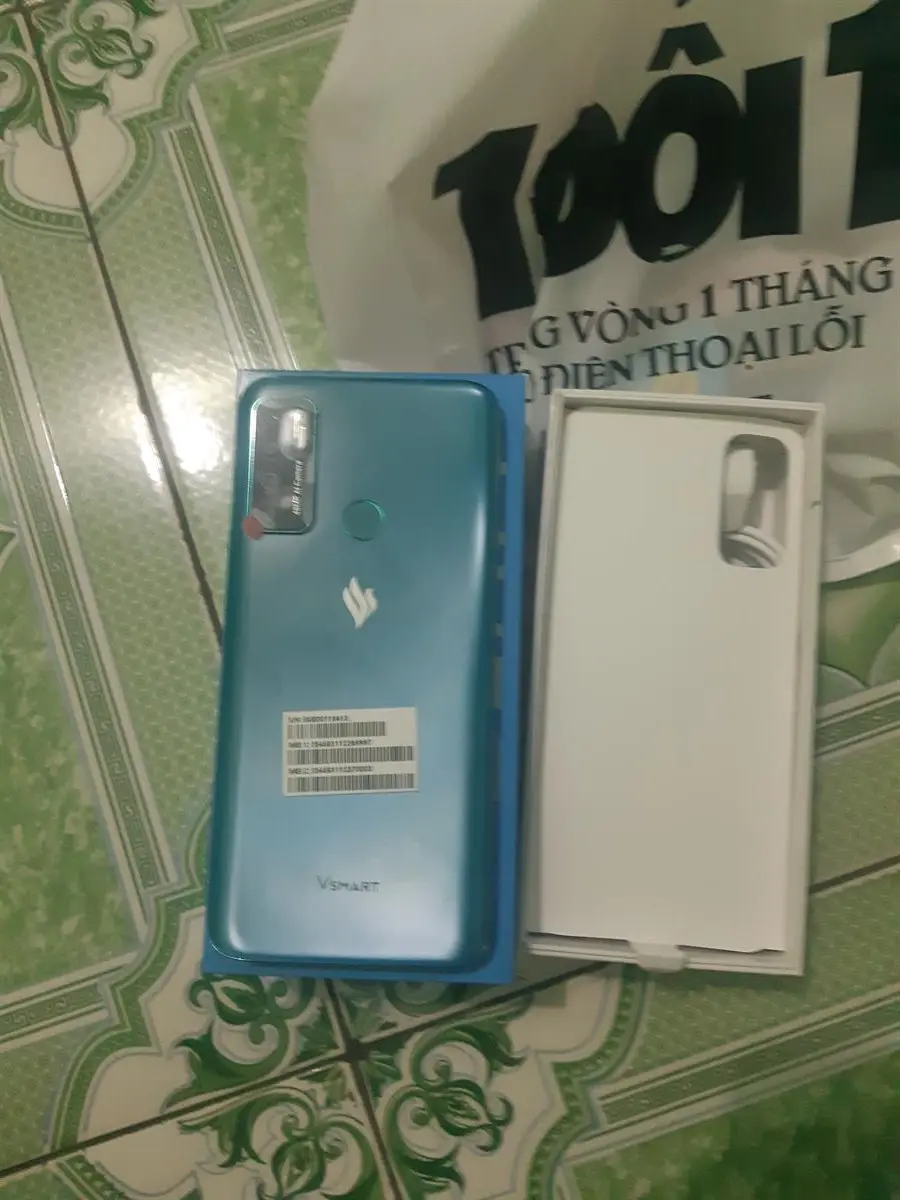 Khách hàng review Điện thoại Vsmart Live 4 4GB 4