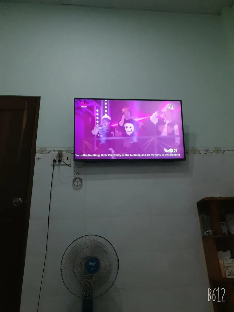Khách hàng review Android Tivi Sony 4K 49 inch KD-49X8000H 18