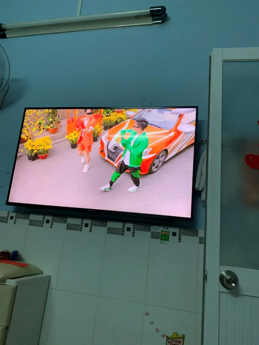Khách hàng review Android Tivi Sony 4K 49 inch KD-49X8000H 9