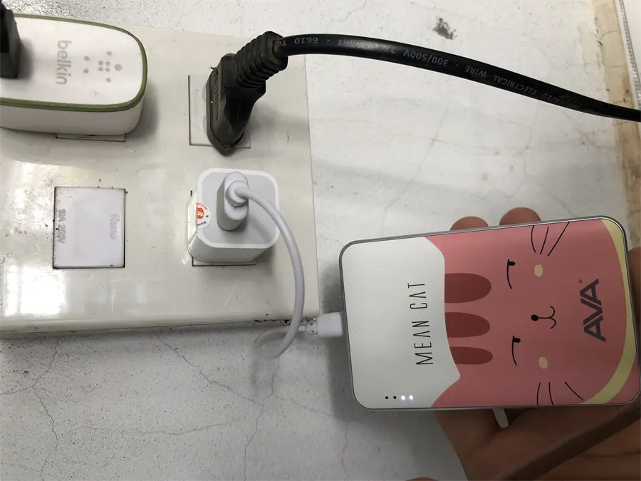 Khách hàng review Pin sạc dự phòng 7.500 mAh AVA Cat 3S 1