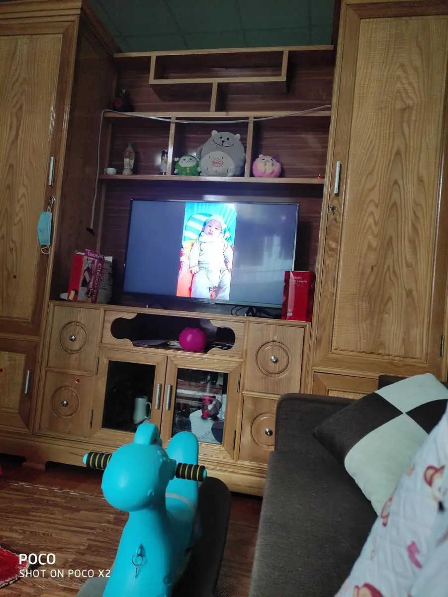 Khách hàng review Android Tivi Sony 4K 43 inch KD-43X8000H 7