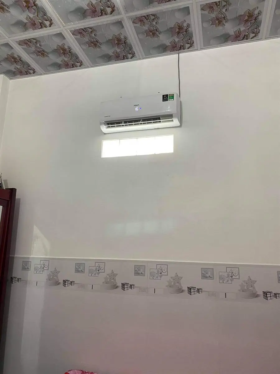 Khách hàng review Máy lạnh Aqua Inverter 1 HP AQA-KCRV10TK 23