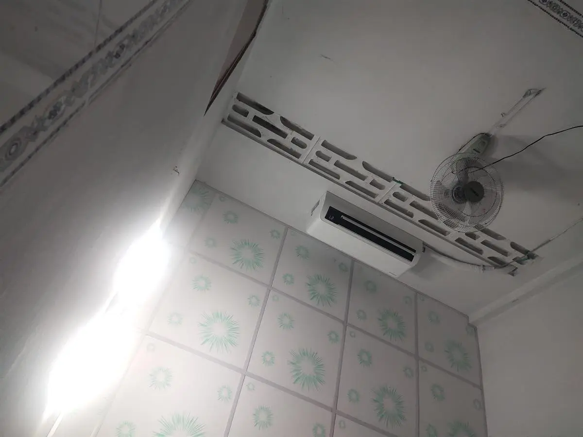 Khách hàng review Máy lạnh Samsung Inverter 1 HP AR10TYHYCWKNSV 47