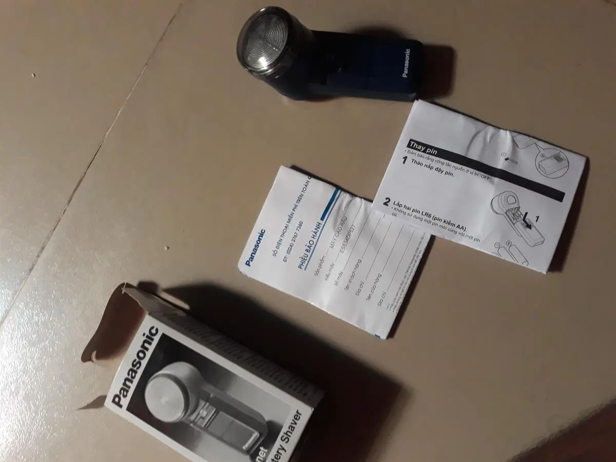 Khách hàng review Máy cạo râu khô Panasonic ES534DP527 3