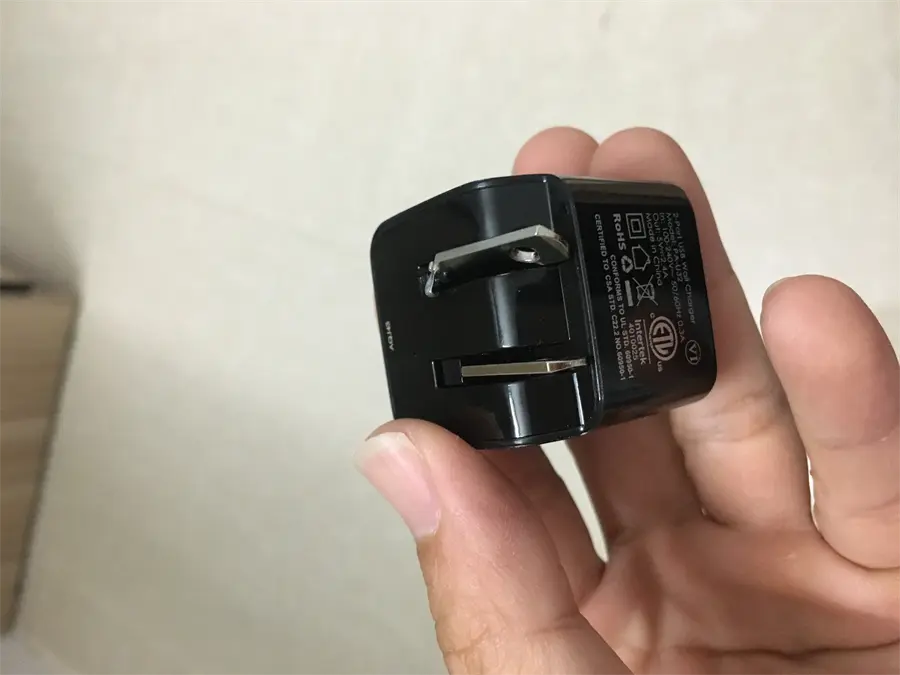 Khách hàng review Adapter sạc 2 cổng USB 12W Aukey PA-U32 Đen 1