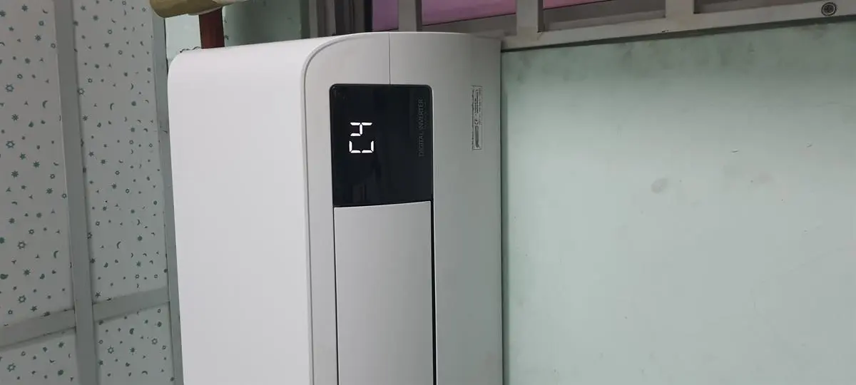 Khách hàng review Máy lạnh Samsung Inverter 1.5 HP AR13TYHYCWKNSV 38