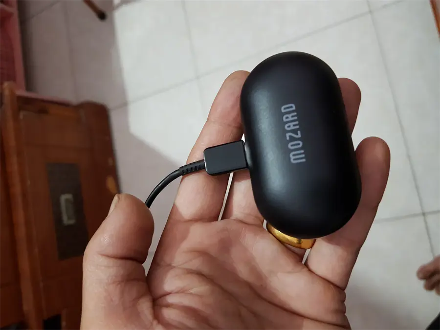 Khách hàng review Tai nghe Bluetooth True Wireless Mozard DT920 Đen 6
