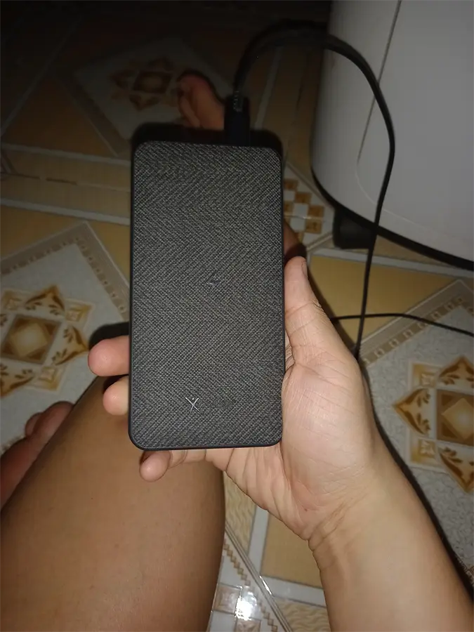 Khách hàng review Pin sạc dự phòng không dây Polymer 10.000 mAh Type C PD QC3.0 Xmobile PowerLite P106WD 11