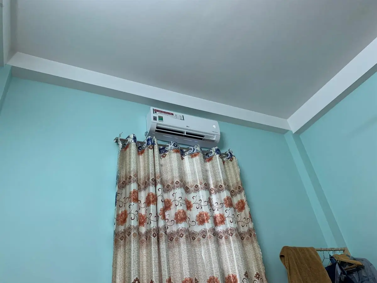 Khách hàng review Máy lạnh LG Inverter 1.5 HP V13ENH 12