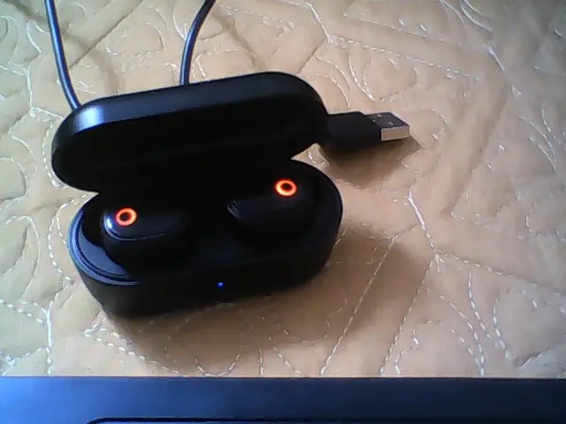 Khách hàng review Tai nghe Bluetooth True Wireless Mozard TS13 73