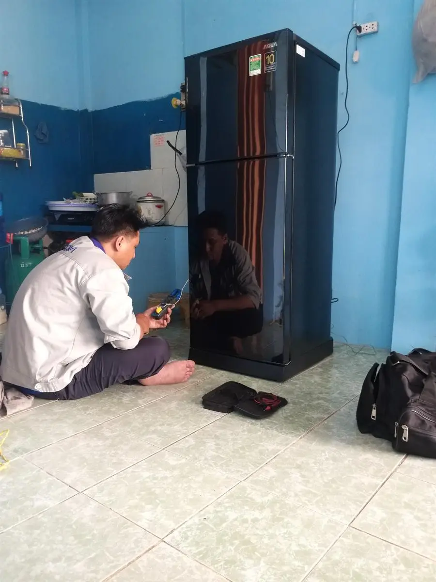 Khách hàng review Tủ lạnh Aqua Inverter 186 lít AQR-T219FA(PB) 19