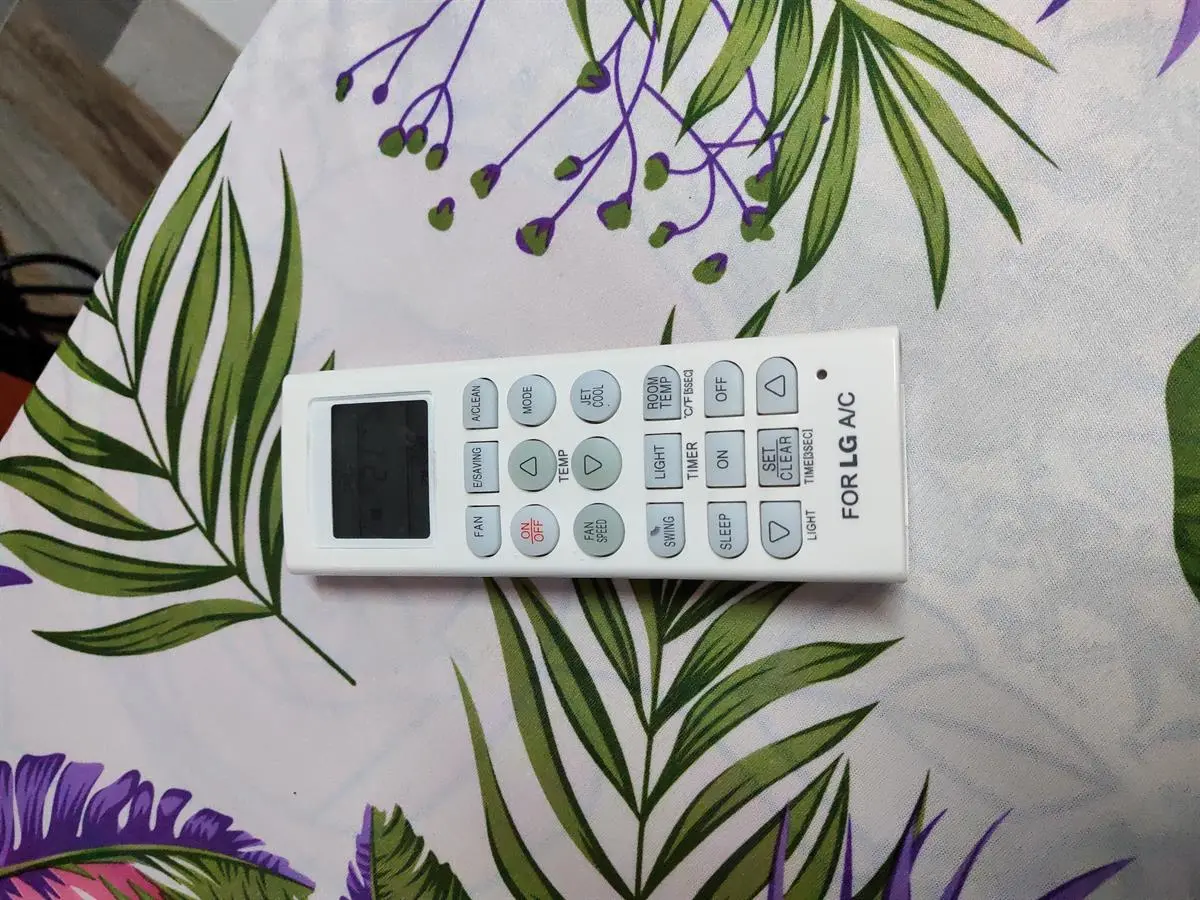 Khách hàng review Máy lạnh LG Wifi Inverter 1 HP V10API 1
