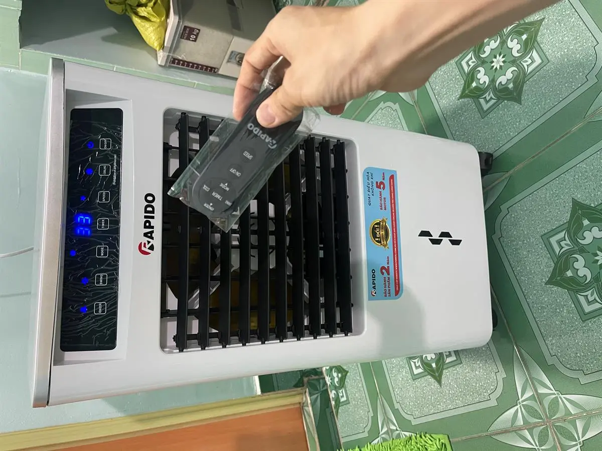 Khách hàng review Quạt điều hòa Rapido 3000D 40W 30