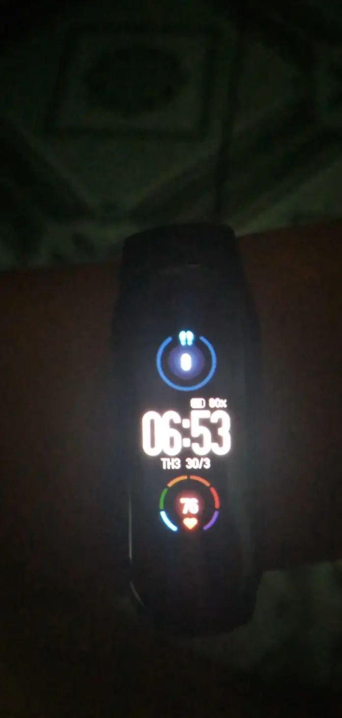Khách hàng review Vòng đeo tay thông minh Mi Band 5 27