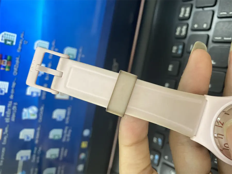 Khách hàng review Đồng hồ Q 2