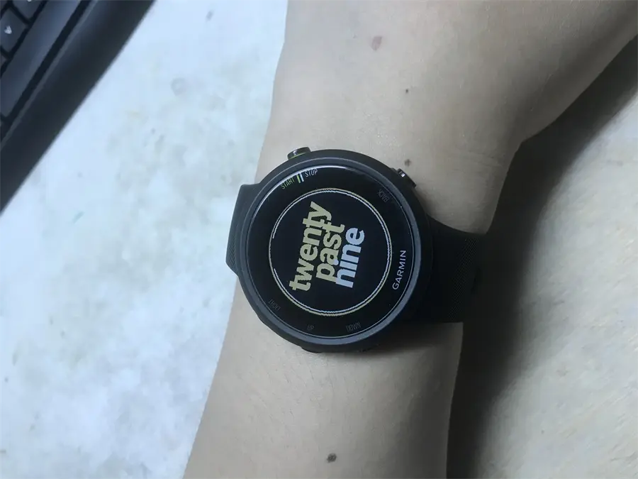 Khách hàng review Đồng hồ thông minh Garmin Forerunner 45 42mm 1
