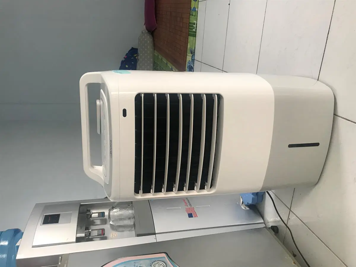 Khách hàng review Quạt điều hòa Midea AC120-16AR 60W 35