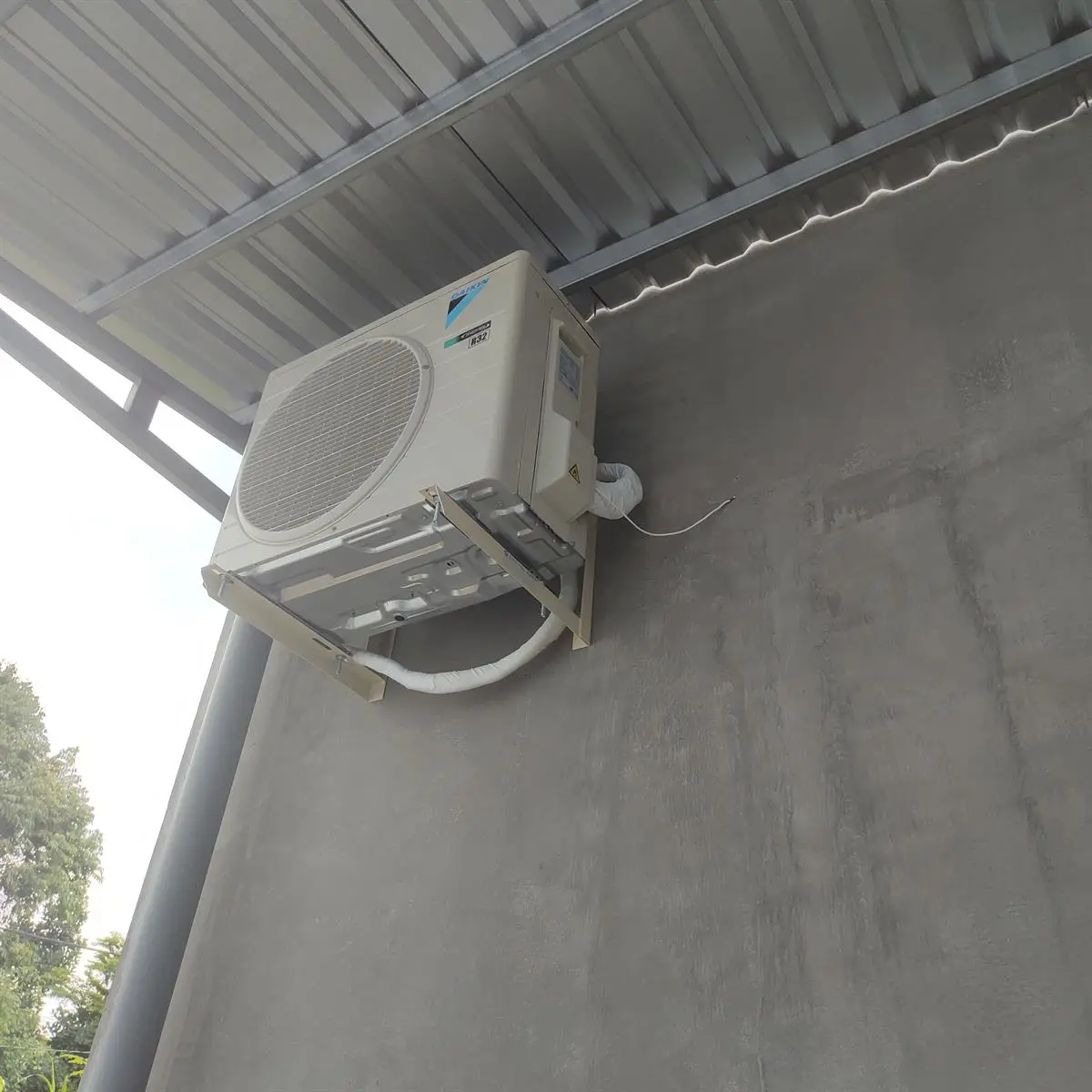 Khách hàng review Máy lạnh Daikin Inverter 1.5 HP ATKA35UAVMV 1