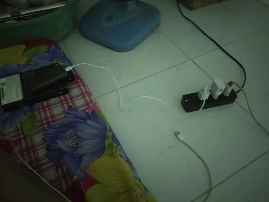 Khách hàng review Pin sạc dự phòng Polymer 10.000 mAh Type C PD QC3.0 18W Xmobile PowerSlim PJ JP213 43