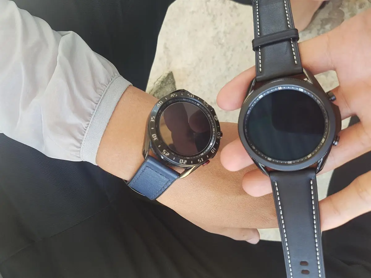 Khách hàng review Đồng hồ thông minh Samsung Galaxy Watch 3 45mm Đen 9