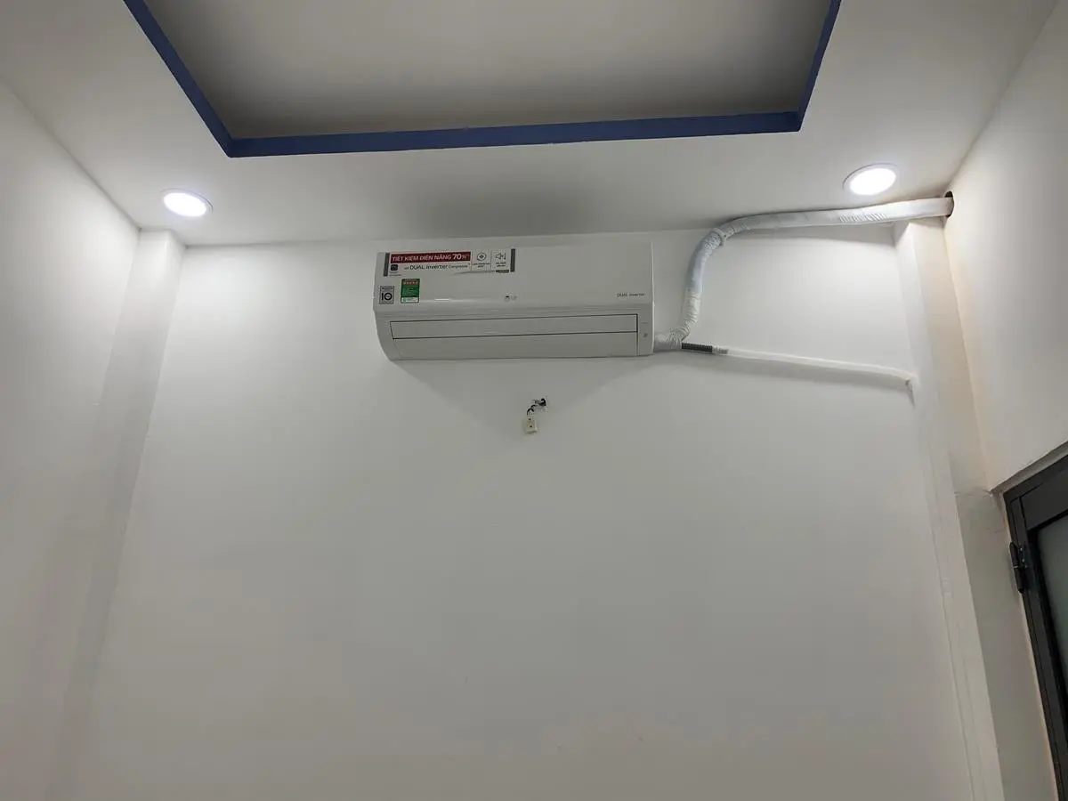 Khách hàng review Máy lạnh LG Inverter 1 HP V10ENH1 14