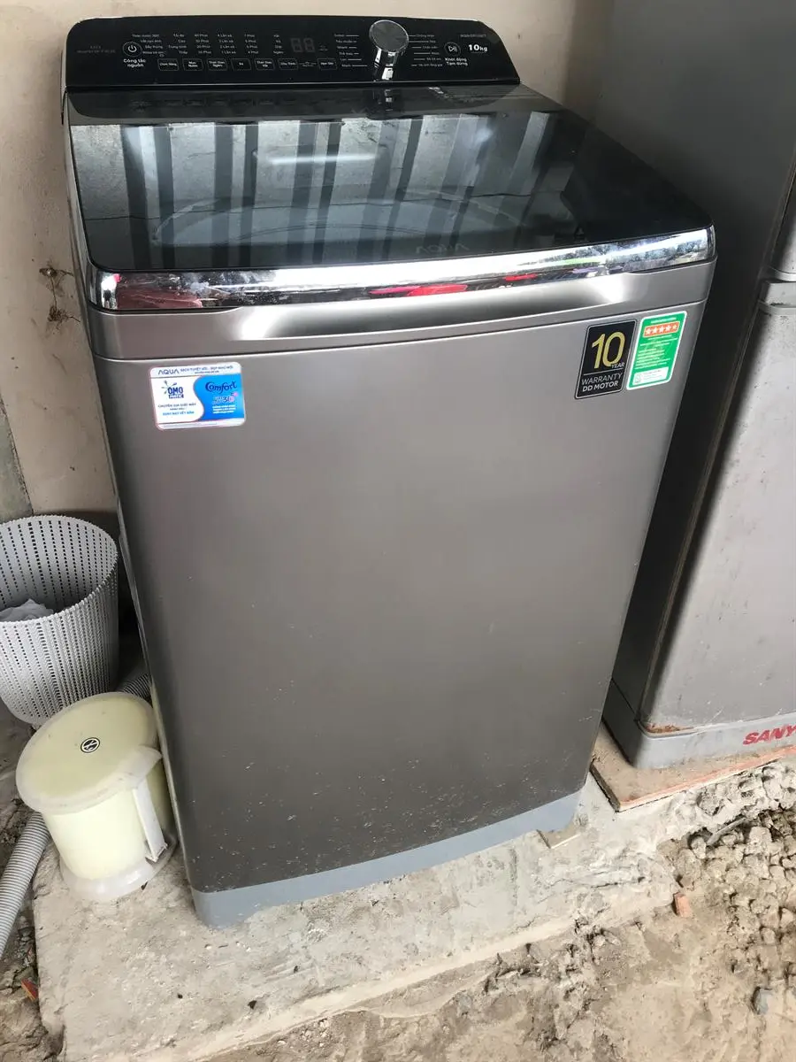 Khách hàng review Máy giặt Aqua Inverter 10 Kg AQW-DR100ET S 30