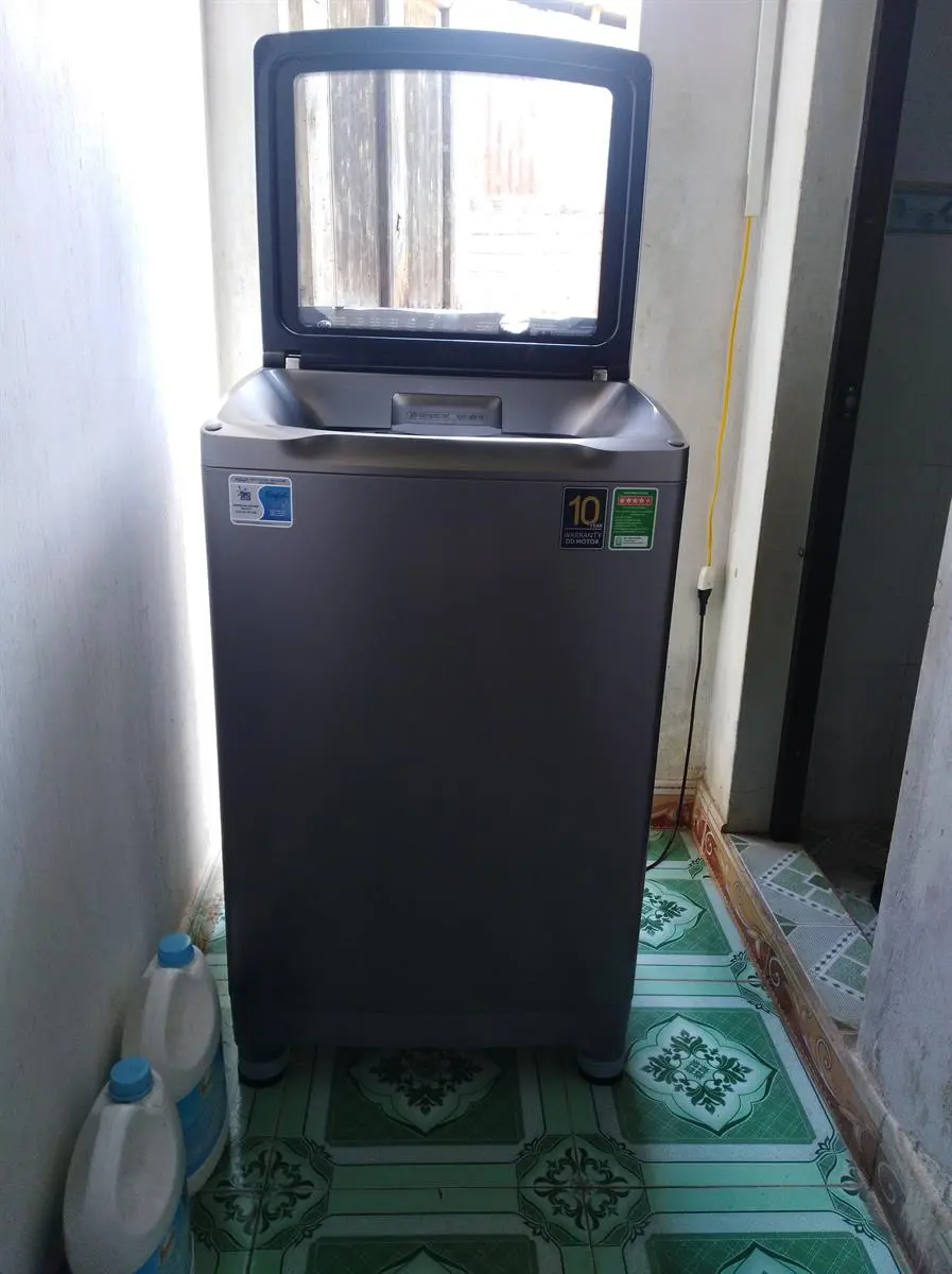 Khách hàng review Máy giặt Aqua Inverter 10 Kg AQW-DR100ET S 27