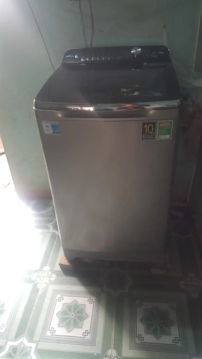 Khách hàng review Máy giặt Aqua Inverter 10 Kg AQW-DR100ET S 23